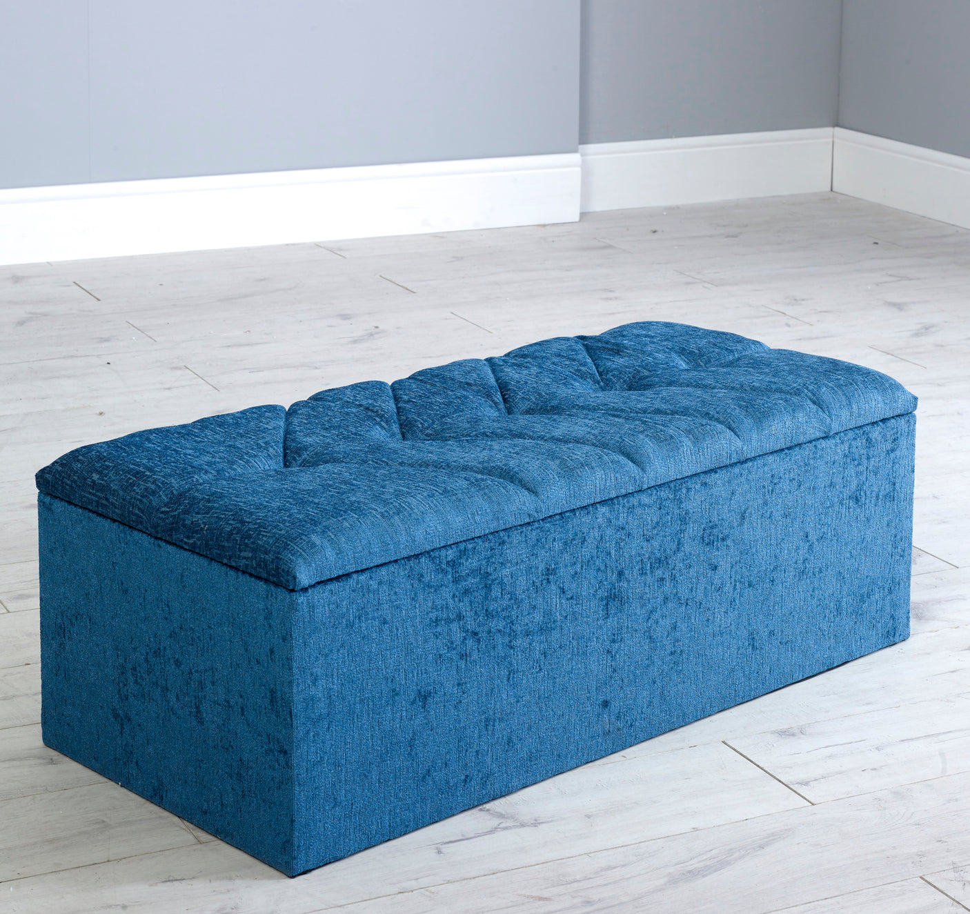 Cirri Gas Lift Ottoman Blanket Storage Box