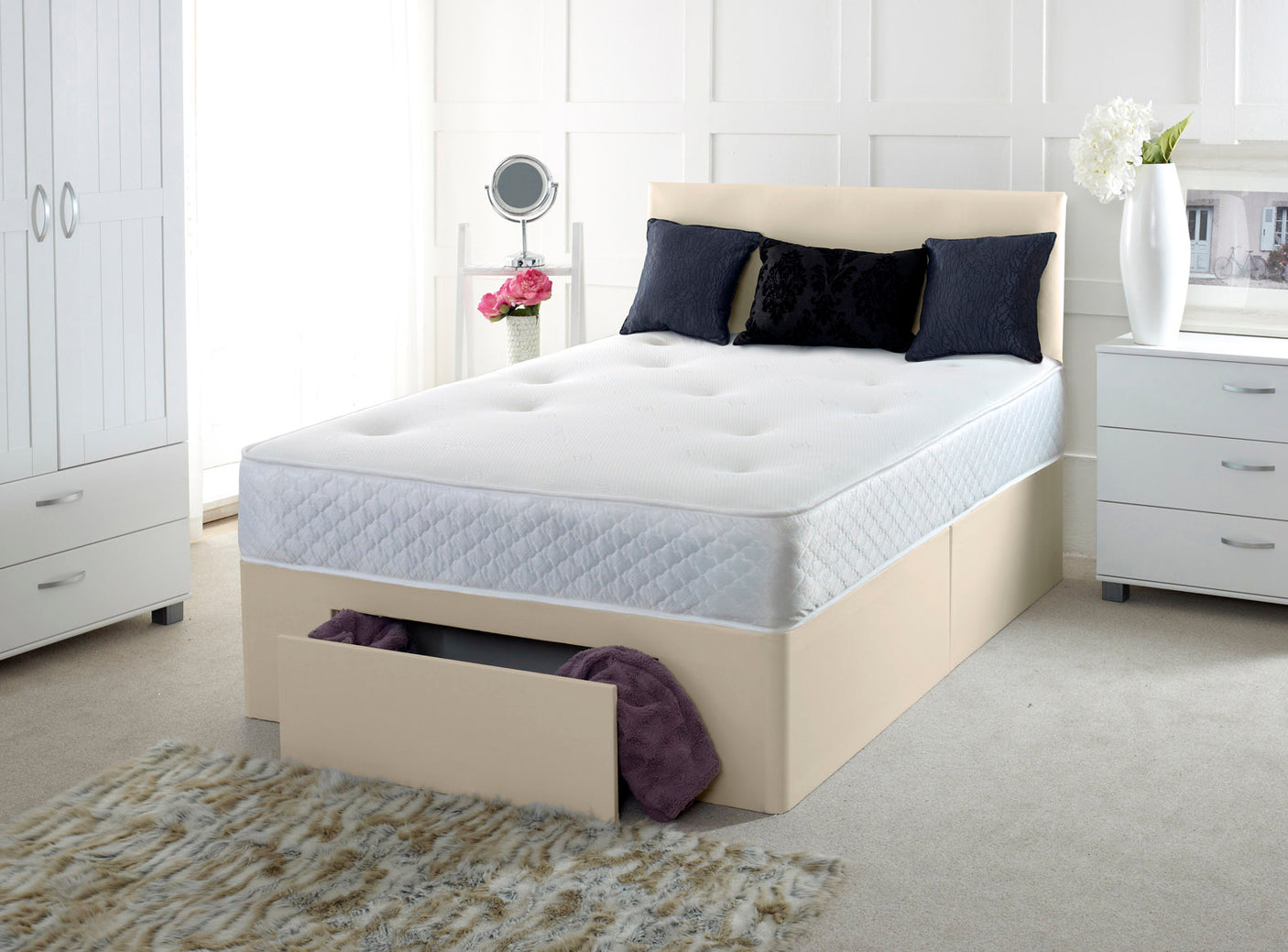 Plain Cassie Divan Bed Set With Memory Sprung Mattress And Headboard