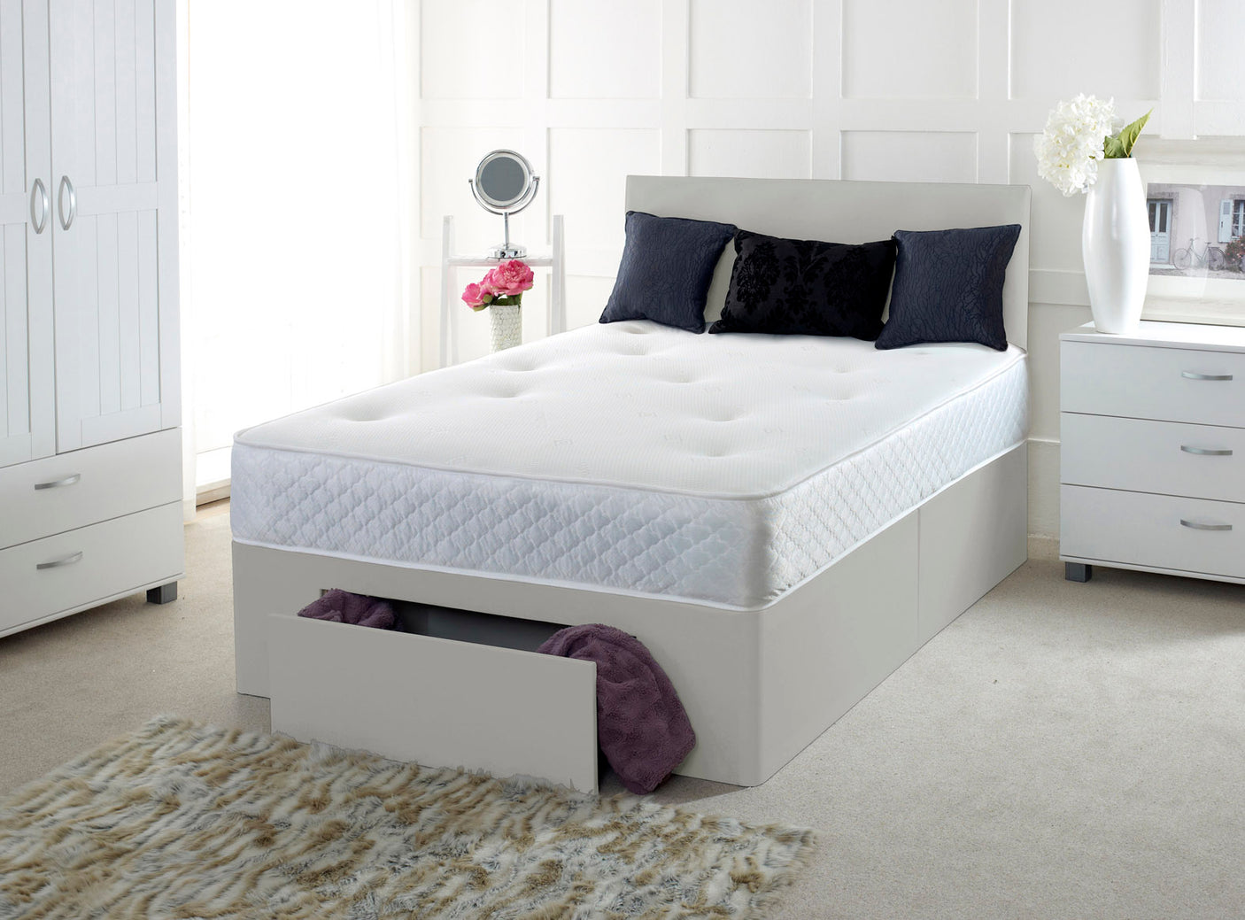 Plain Cassie Divan Bed Set With Memory Sprung Mattress And Headboard