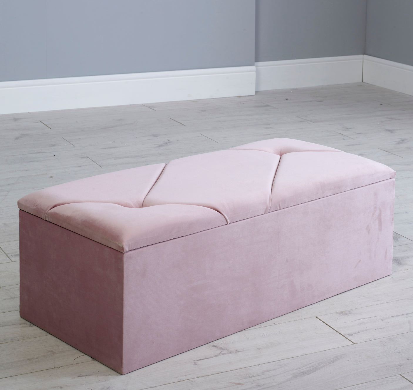 Tulip Gas Lift Ottoman Blanket Storage Box