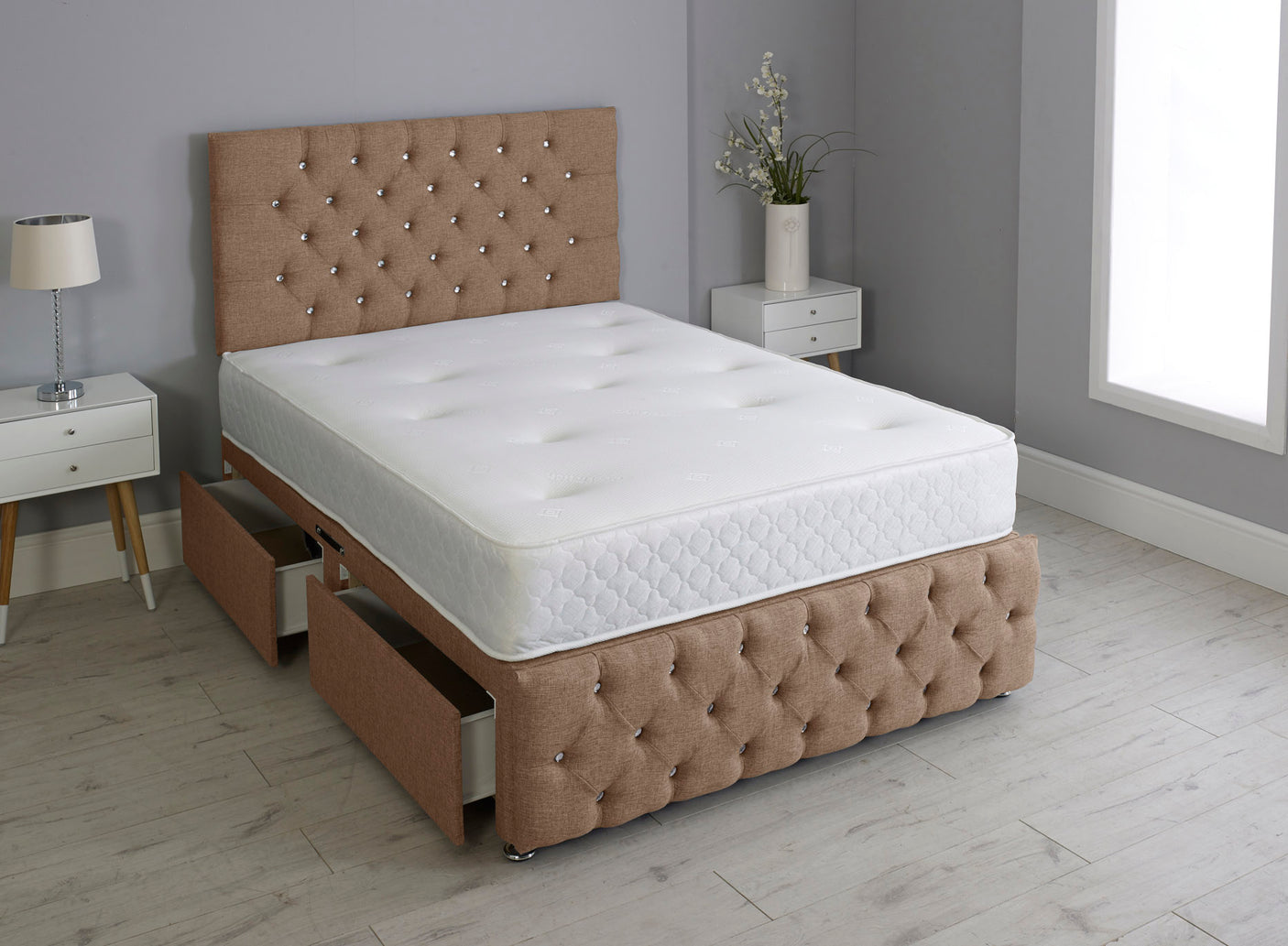 Milly Chesterfield Divan Bed Set With Footboard And Memory Orthopaedic Mattress
