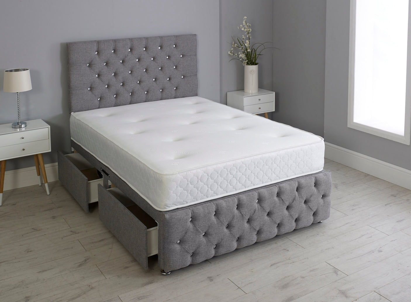 Milly Chesterfield Divan Bed Set With Footboard And Memory Orthopaedic Mattress