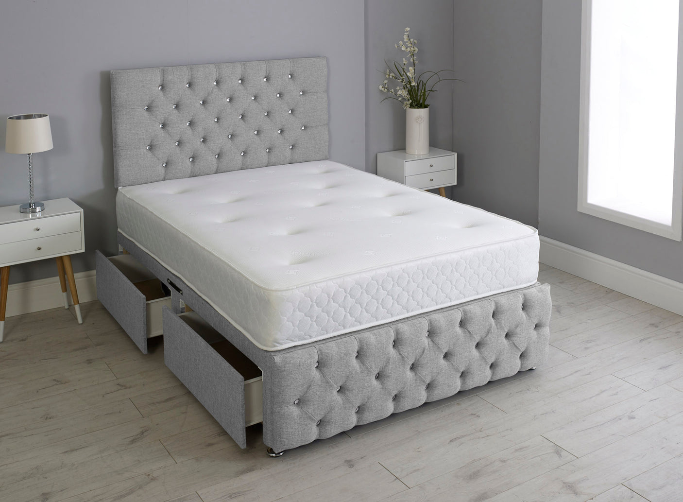 Milly Chesterfield Divan Bed Set With Footboard And Memory Orthopaedic Mattress