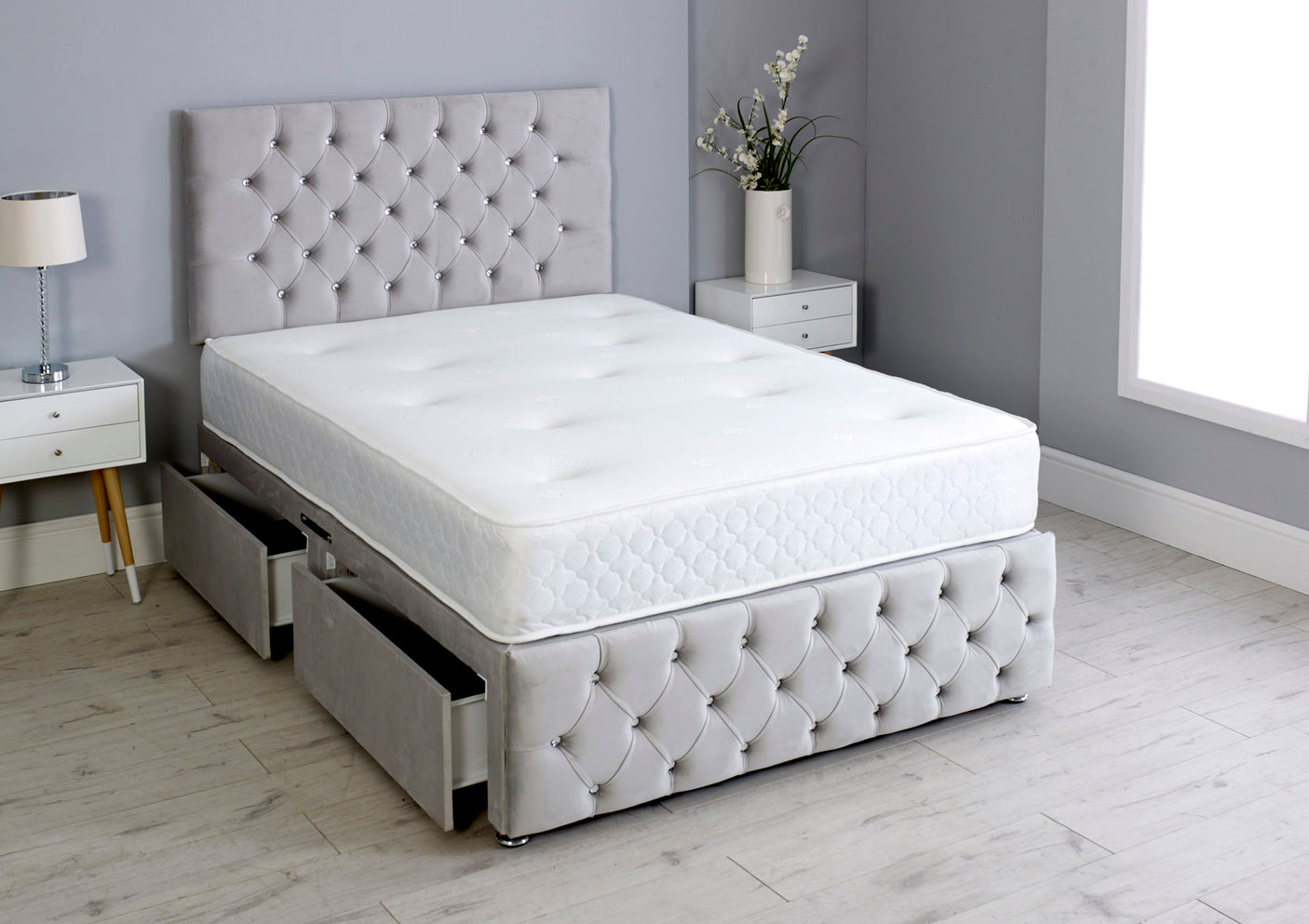 Milly Chesterfield Divan Bed Set With Footboard And Memory Orthopaedic Mattress