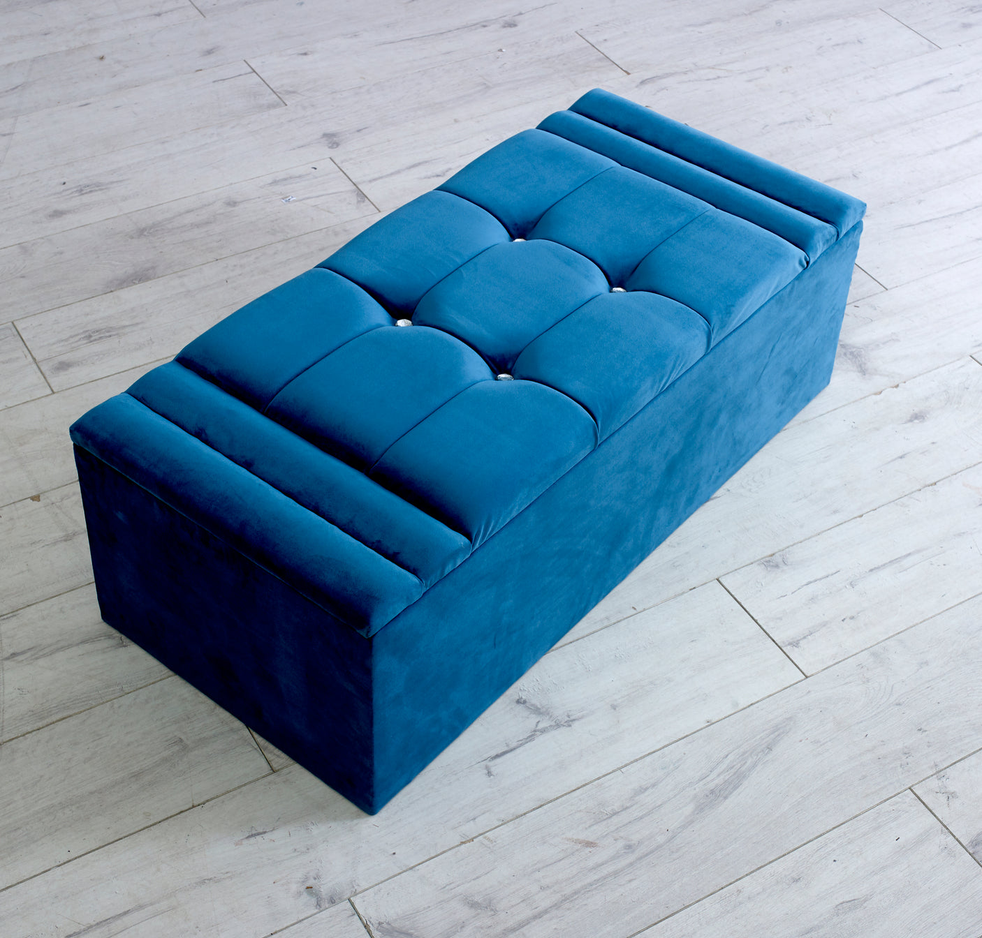 Charlee Gas Lift Ottoman Blanket Storage Box