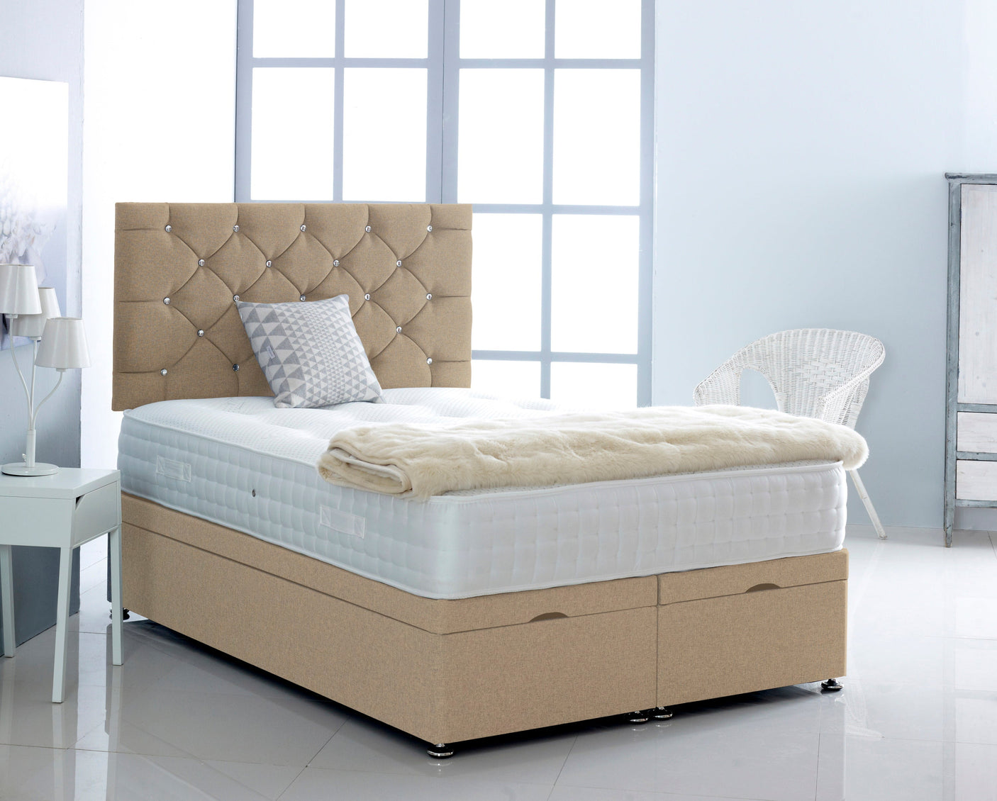 Linen Ottoman Storage Divan Bed With Chesterfield Headboard