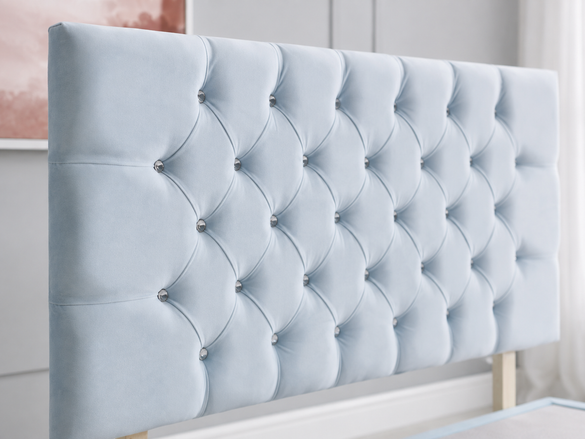 Divan Bed Base With Chesterfield Headboard