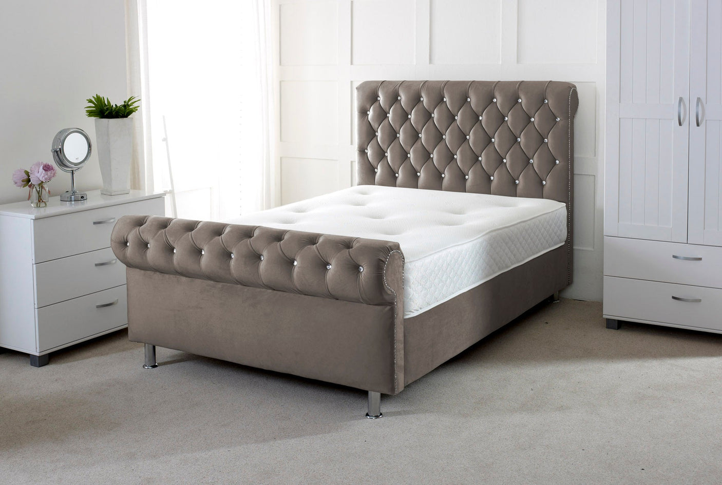 Chesterfield Sleigh Scroll Bed