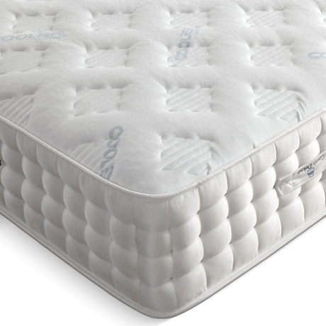Artic Breeze Hand Side Stitched Pocket Sprung Zip And Link Mattress