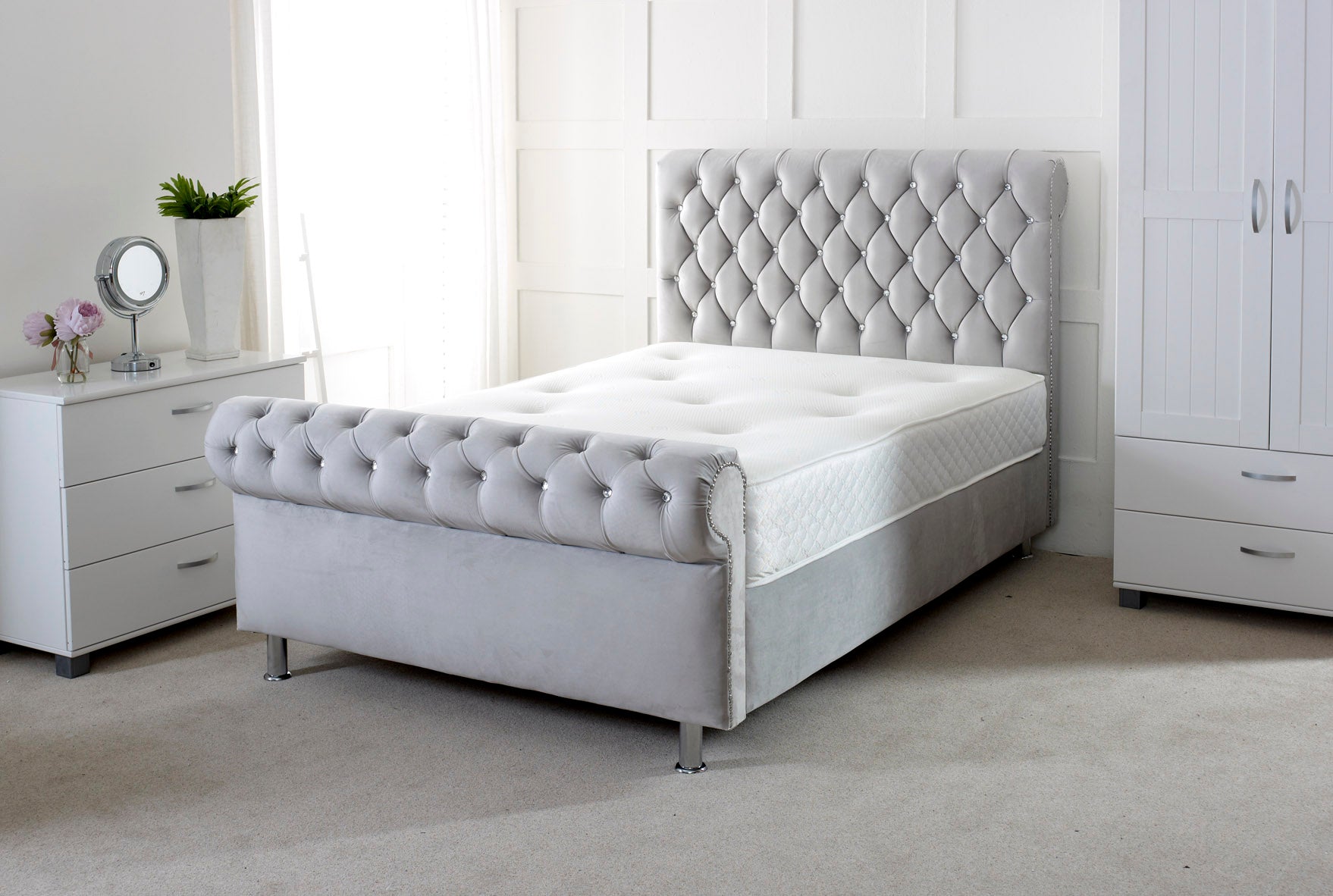 Chesterfield Sleigh Scroll Bed
