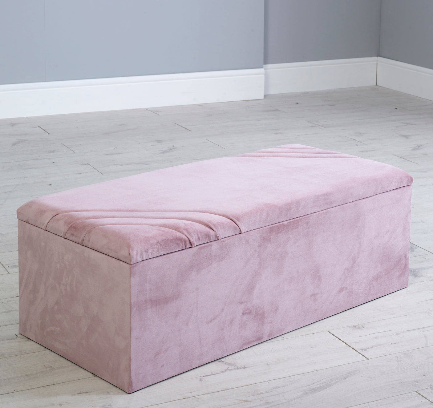 Lucille Gas Lift Ottoman Blanket Storage Box