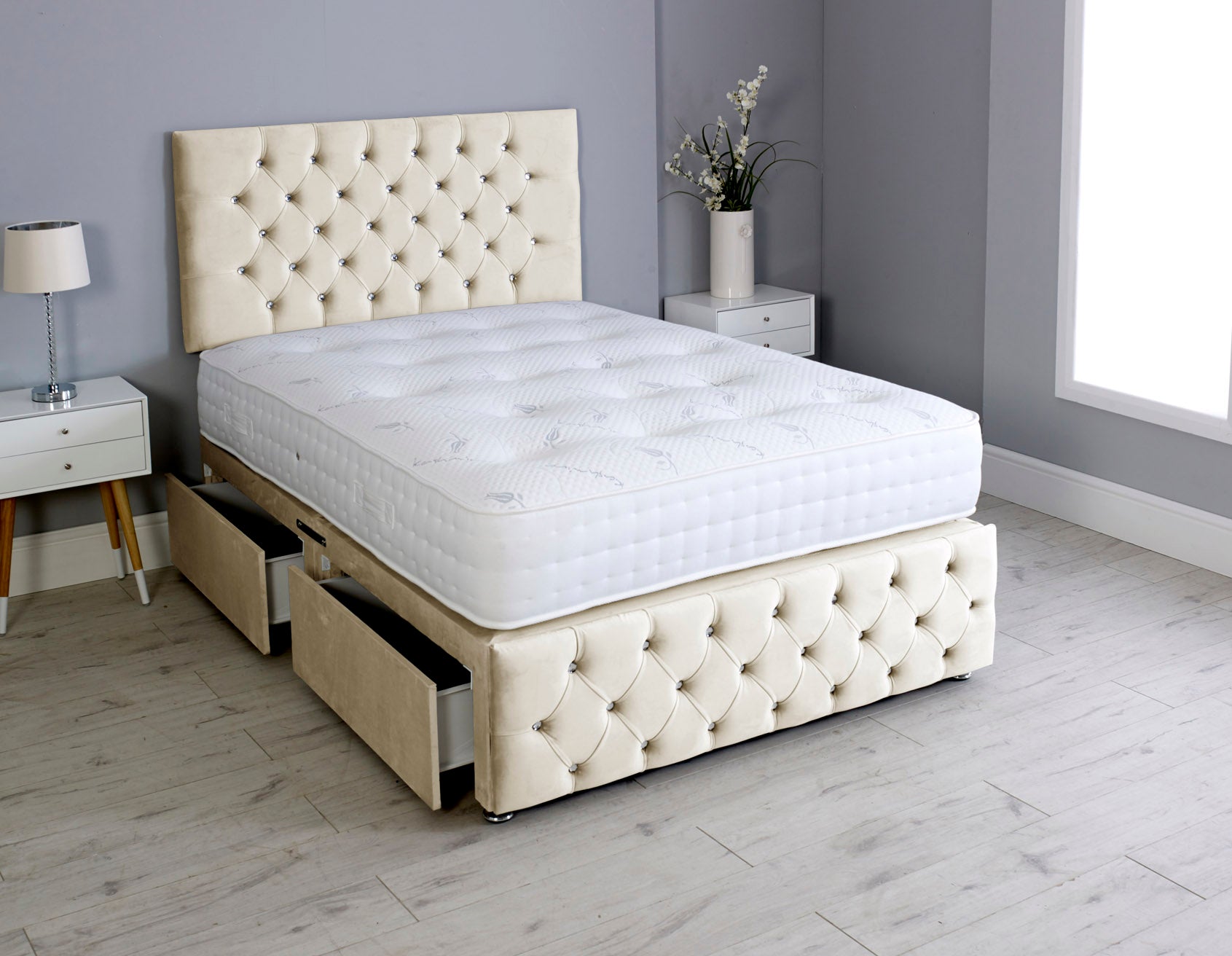 Milly Chesterfield Divan Bed Set With Footboard And Pocket Memory Mattress And Headboard