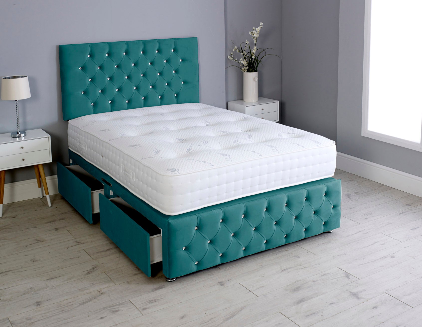 Milly Chesterfield Divan Bed Set With Footboard And Pocket Memory Mattress And Headboard