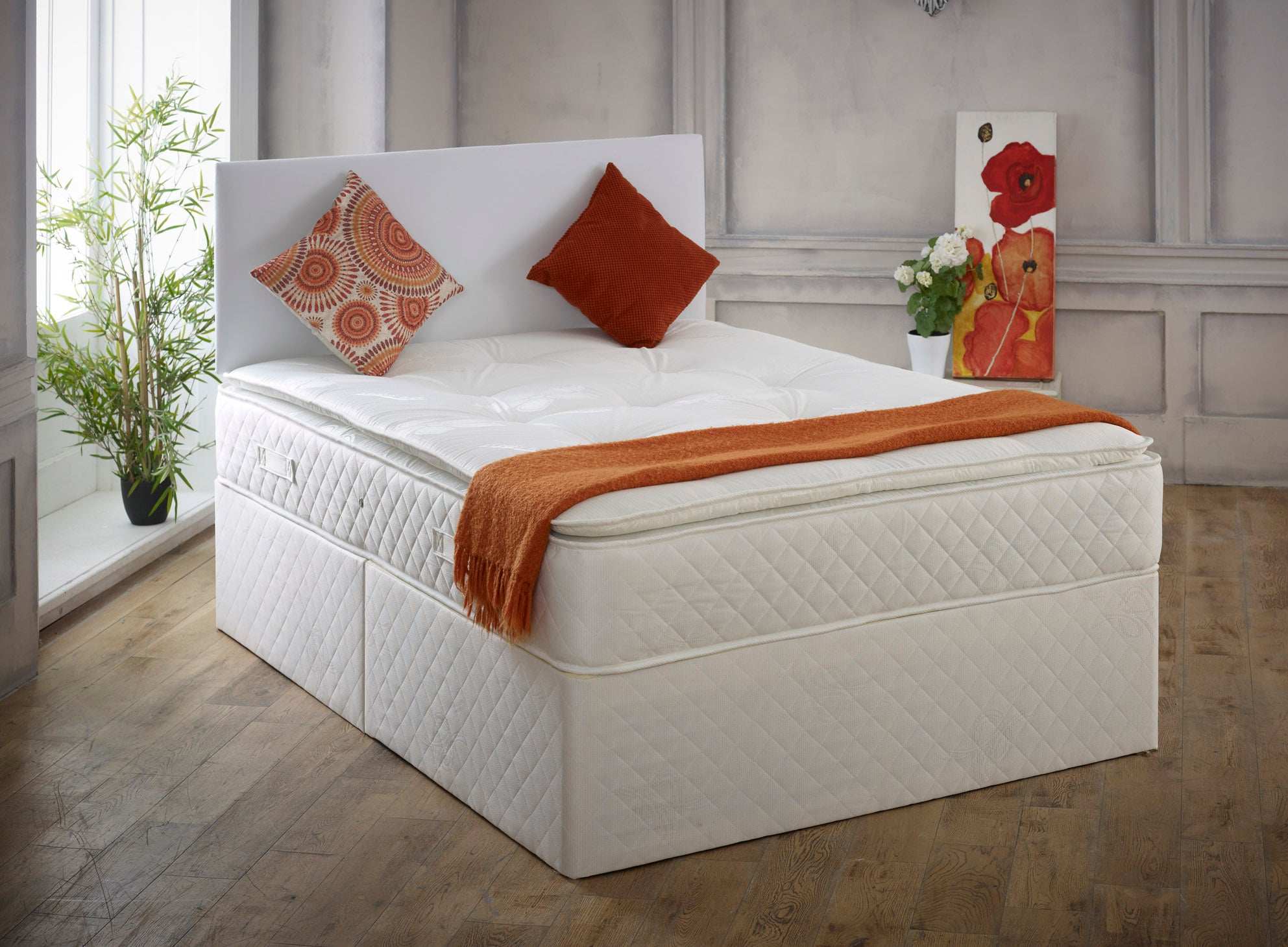 Pillowtop Divan Bed Set With Pocket Memory Mattress And Headboard